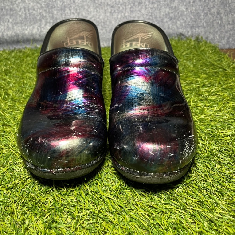 Dansko XP 2.0 Multi Color Holographic Patent Leather Clogs Shoes Womens 40